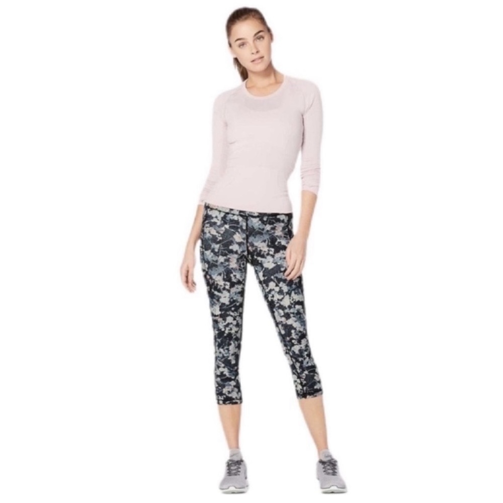 Lululemon Spring Bloom Speed Up Crop 4 Multi Black - Picture 6 of 6
